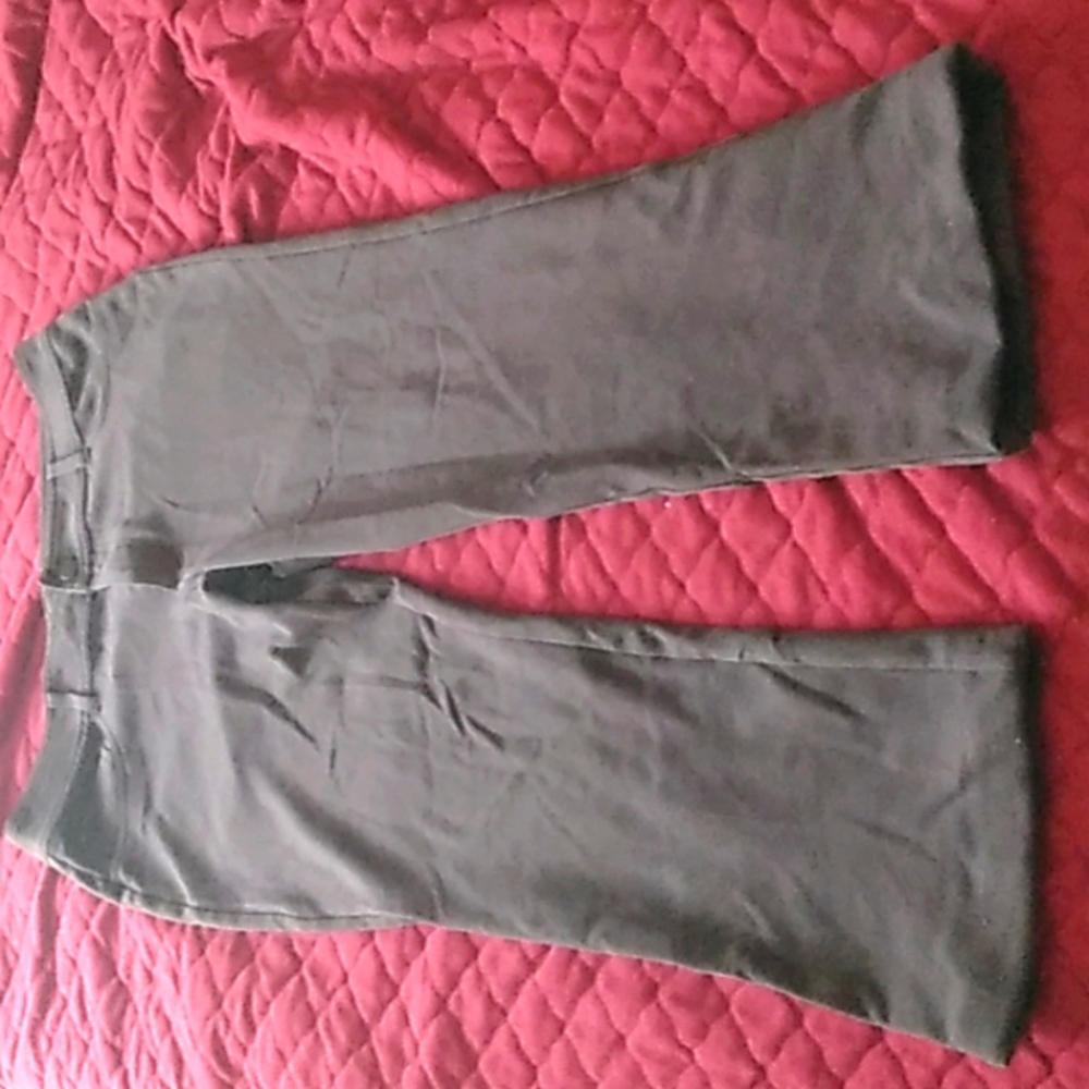 Woman's brown jeans